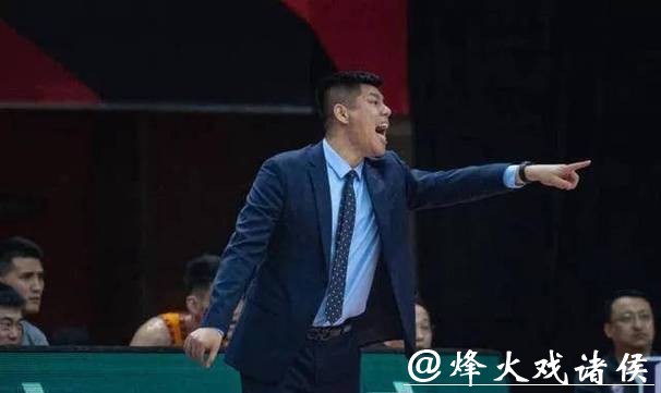 山西失利,潘斌为何暴怒?助教:对方动作过大,出于保护自家球员 山西失利,潘斌为何暴怒?助教:对方动作过大,出于保护自家球员